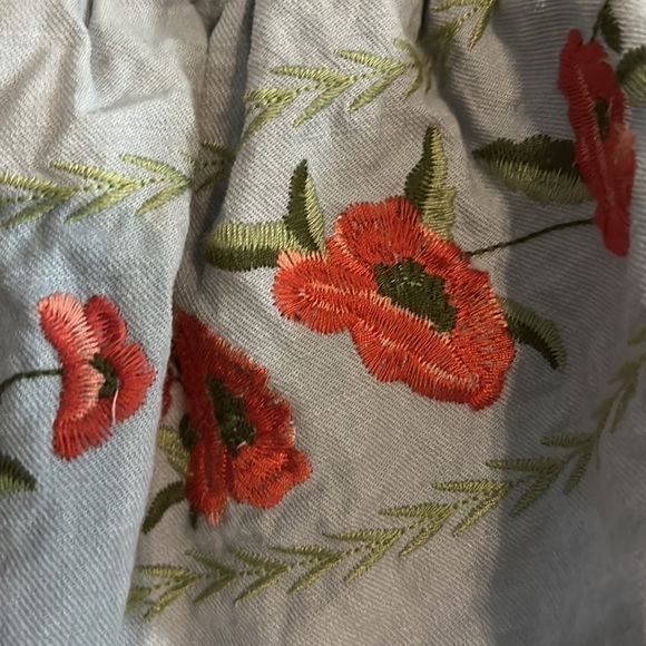 Easel Summer Señorita Chambray Off Shoulder Dress size medium - Picture 5 of 8